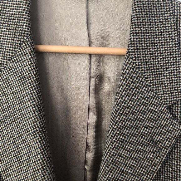 Blazer - Picture 8 of 10